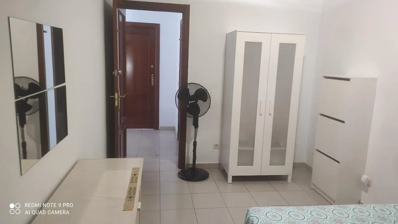 Habitación en casa particular Apartamento Vivienda compartida Tajaraste Arrecife